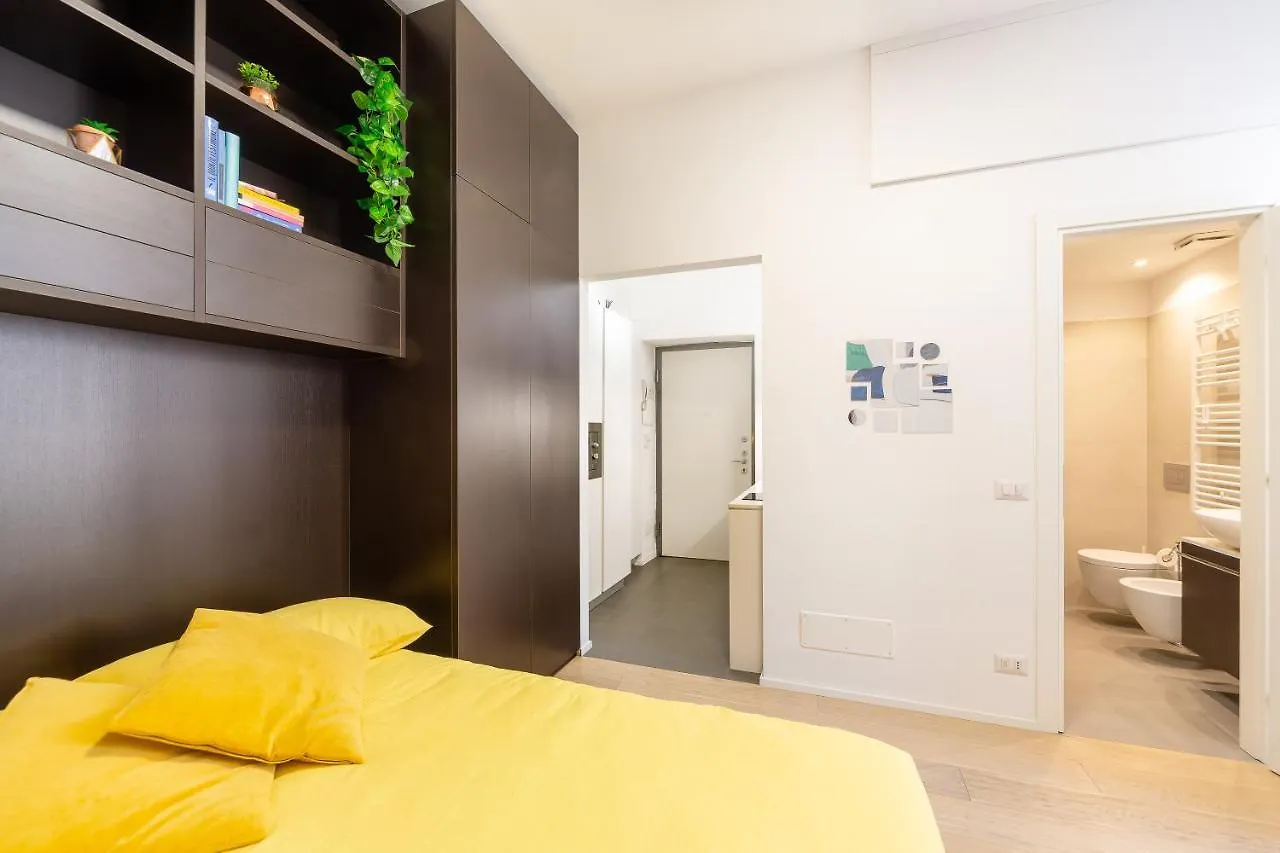 Marghera Suite Duomo 10Min, Fast Wifi & Metro Milan
