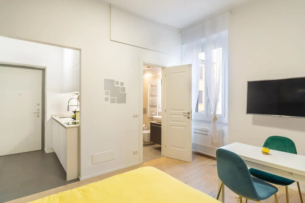 Marghera Suite Duomo 10Min, Fast Wifi & Metro Milan Apartment